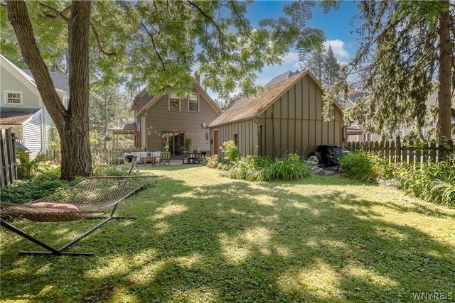 25 Park Place, Aurora, NY 14052
