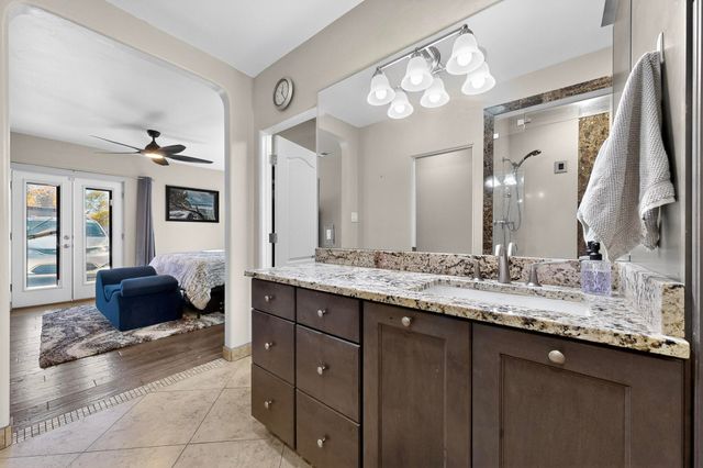 534 Muscatel Avenue NE, Albuquerque, NM 87107