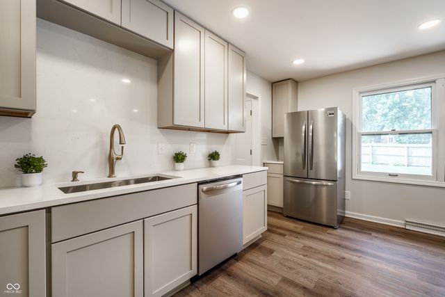 3419 E 69th Street, Indianapolis, IN 46220