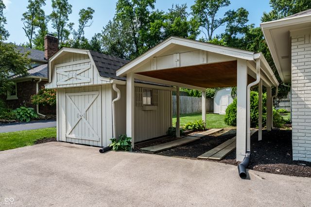 3419 E 69th Street, Indianapolis, IN 46220