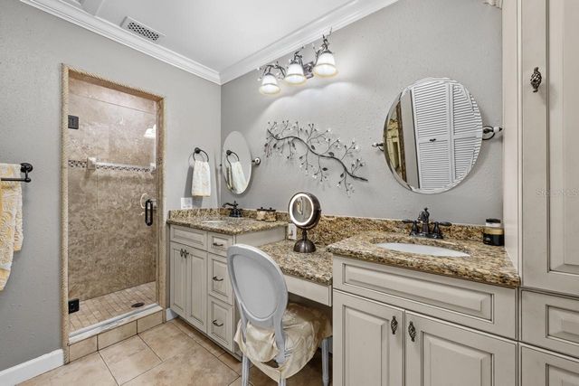 3303 EL AMADOR COURT, Tampa, FL 33614