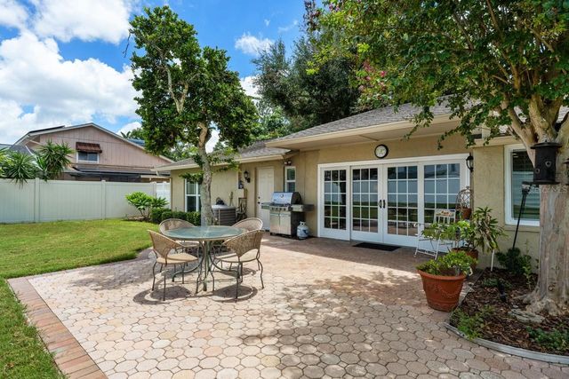 3303 EL AMADOR COURT, Tampa, FL 33614