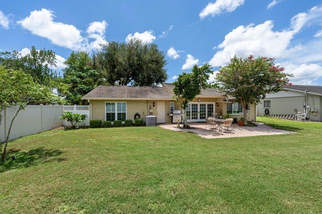 3303 EL AMADOR COURT, Tampa, FL 33614