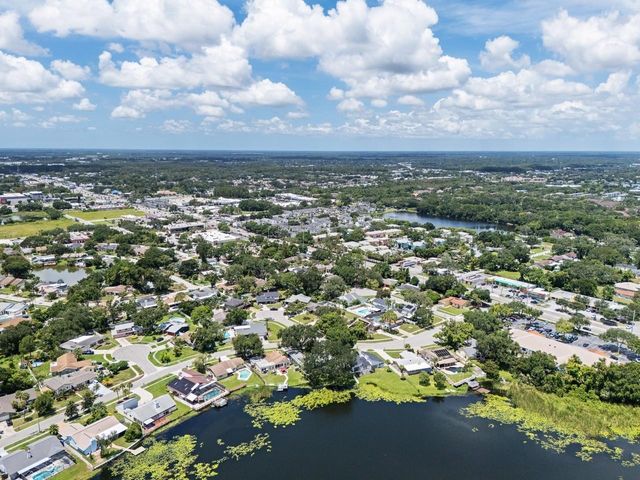 3303 EL AMADOR COURT, Tampa, FL 33614