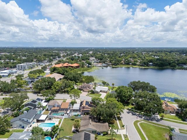 3303 EL AMADOR COURT, Tampa, FL 33614