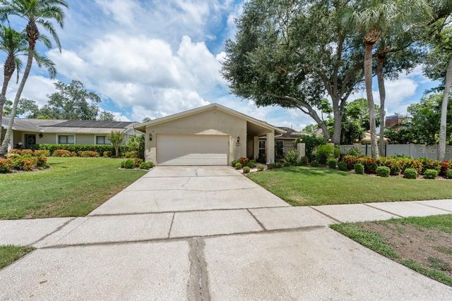 3303 EL AMADOR COURT, Tampa, FL 33614