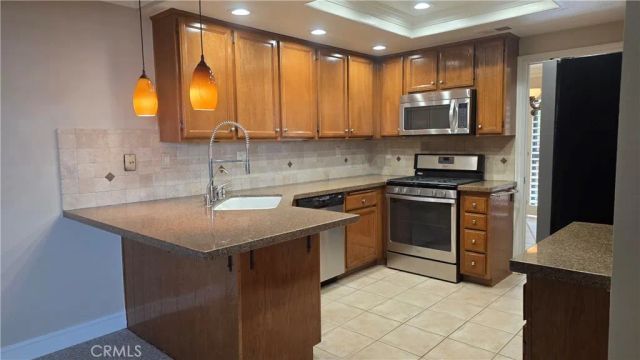 22141 Newbridge, Lake Forest, CA 92630