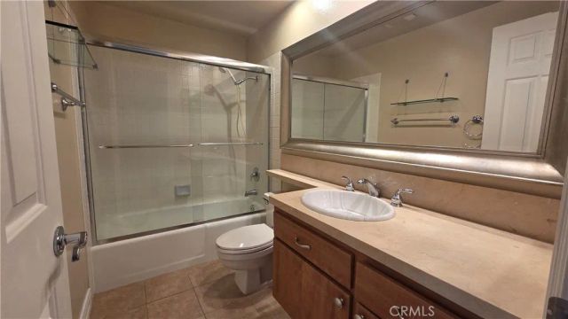 22141 Newbridge, Lake Forest, CA 92630