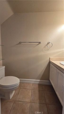 22141 Newbridge, Lake Forest, CA 92630