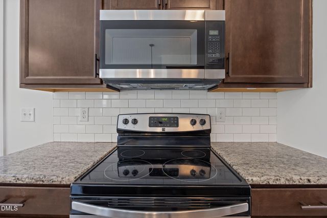 64 Widgeon Way, Lillington, NC 27546