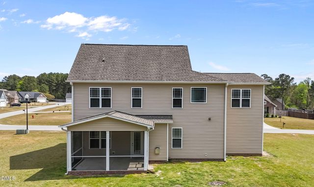 64 Widgeon Way, Lillington, NC 27546