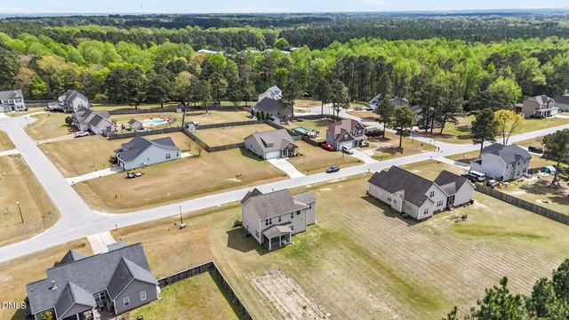 64 Widgeon Way, Lillington, NC 27546