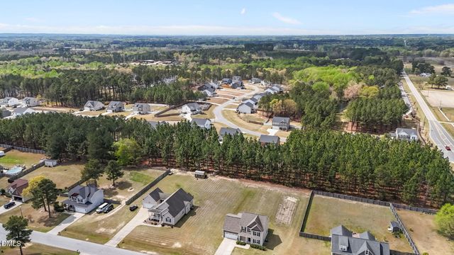 64 Widgeon Way, Lillington, NC 27546