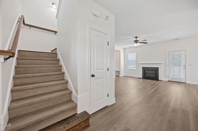 64 Widgeon Way, Lillington, NC 27546