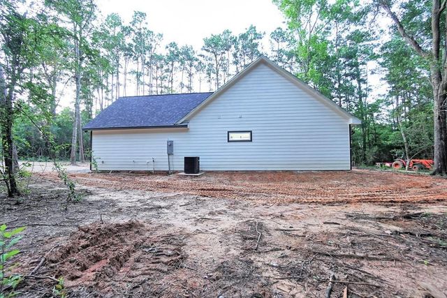 21 L Denson Road, Coldspring, TX 77331