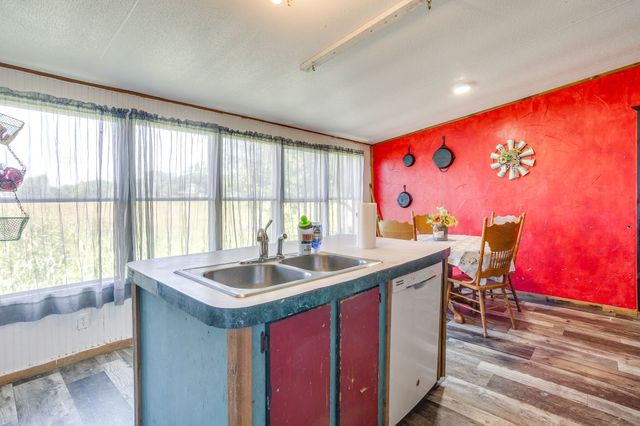 1100 Knob Road, Springtown, TX 76082