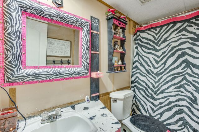 1100 Knob Road, Springtown, TX 76082
