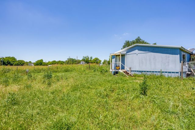 1100 Knob Road, Springtown, TX 76082
