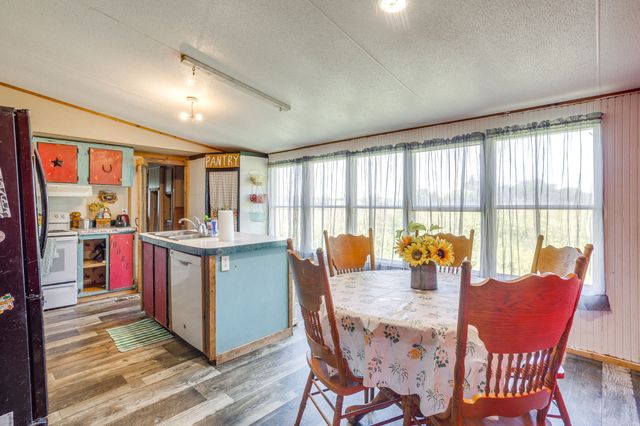 1100 Knob Road, Springtown, TX 76082