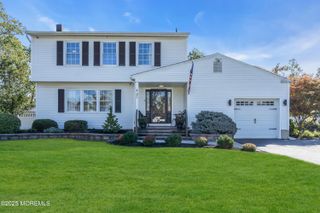 23 Pelican Drive, Bayville, NJ 08721