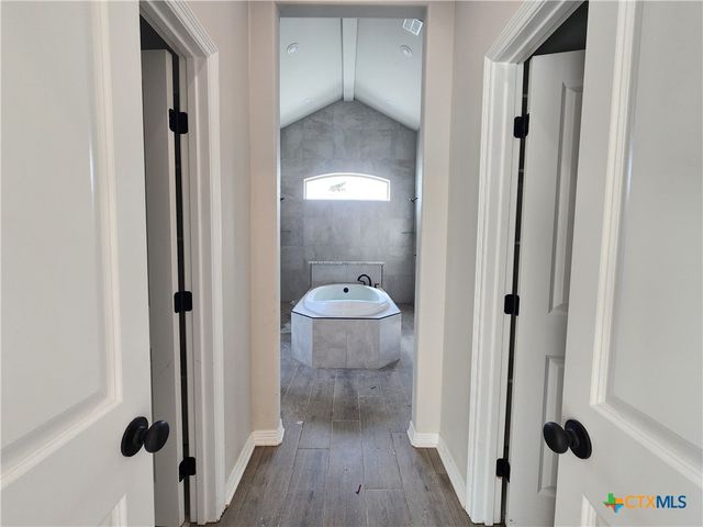 819 Eagle Cross Cove, Salado, TX 76571