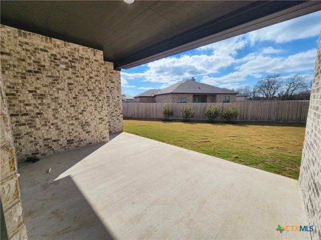 819 Eagle Cross Cove, Salado, TX 76571