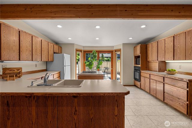 1840 Country Club Drive, East Wenatchee, WA 98802