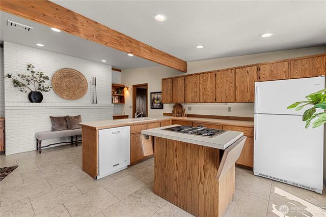 1840 Country Club Drive, East Wenatchee, WA 98802