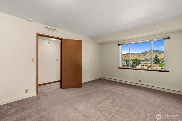 1840 Country Club Drive, East Wenatchee, WA 98802