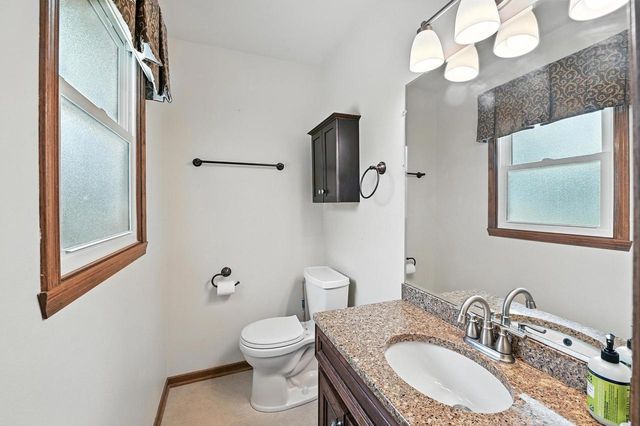 1515 16th AVENUE, Kenosha, WI 53140