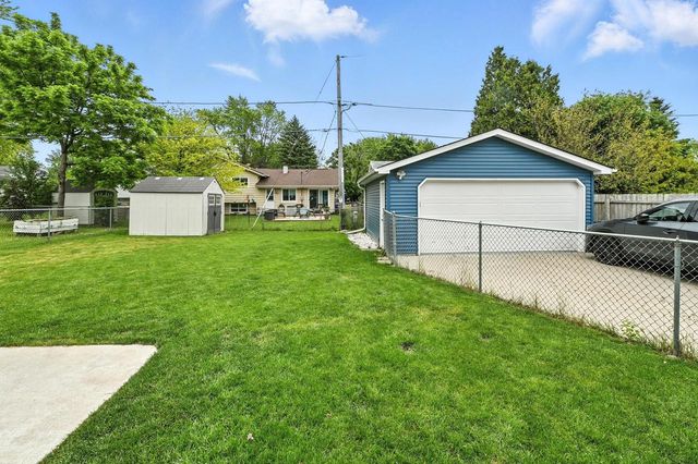 1515 16th AVENUE, Kenosha, WI 53140