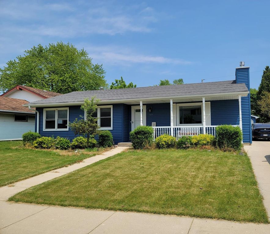 1515 16th AVENUE, Kenosha, WI 53140