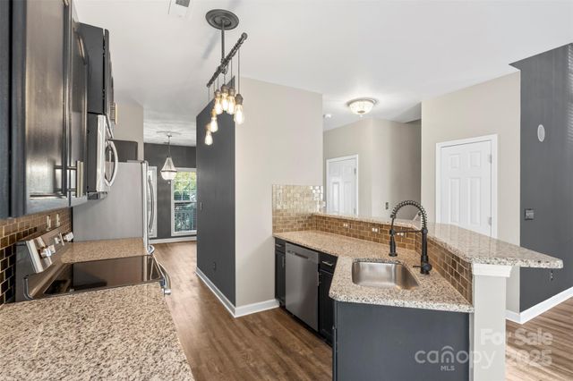 5450 Franklin Springs Circle, Charlotte, NC 28217