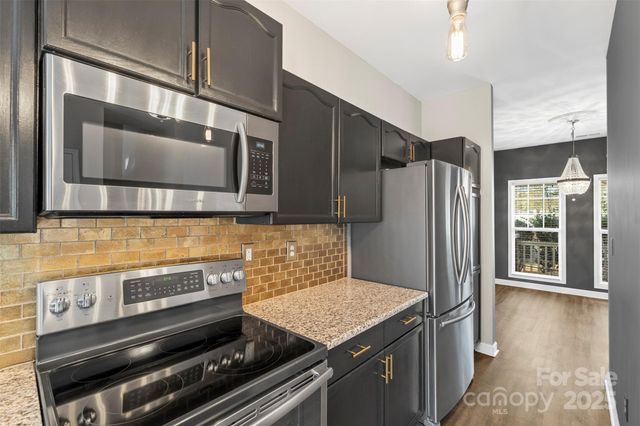 5450 Franklin Springs Circle, Charlotte, NC 28217