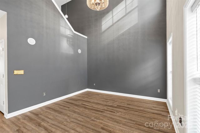 5450 Franklin Springs Circle, Charlotte, NC 28217