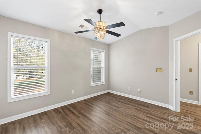 5450 Franklin Springs Circle, Charlotte, NC 28217