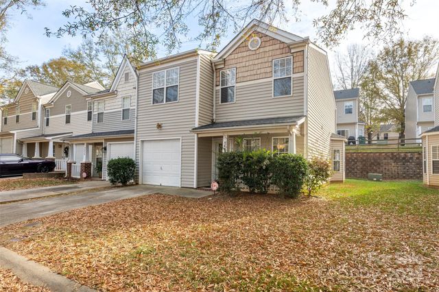 5450 Franklin Springs Circle, Charlotte, NC 28217