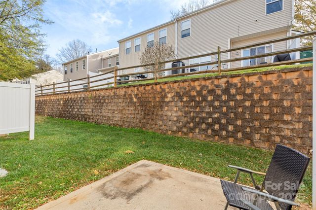 5450 Franklin Springs Circle, Charlotte, NC 28217