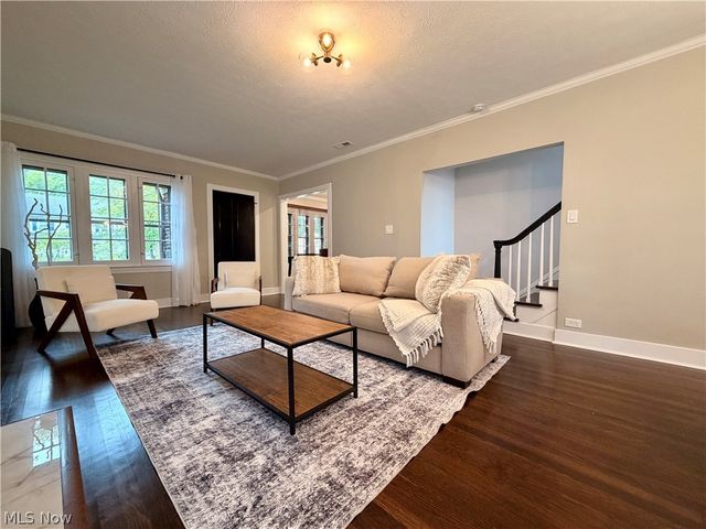 3361 Avalon Road, Shaker Heights, OH 44120