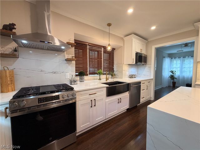 3361 Avalon Road, Shaker Heights, OH 44120
