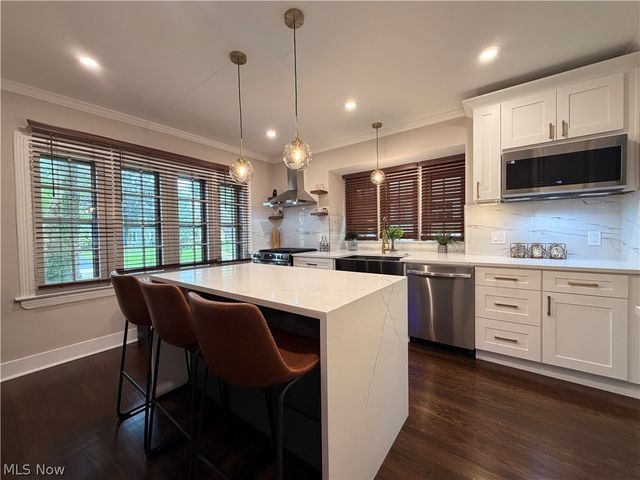 3361 Avalon Road, Shaker Heights, OH 44120