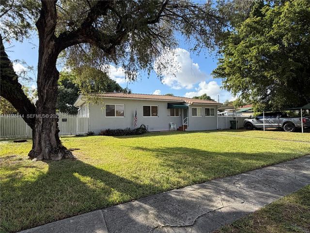 360 W 52nd St 0, Hialeah, FL 33012