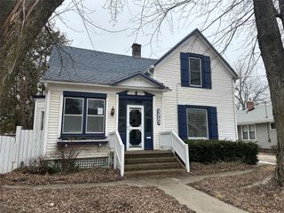 325 W 8th Street S, Newton, IA 50208