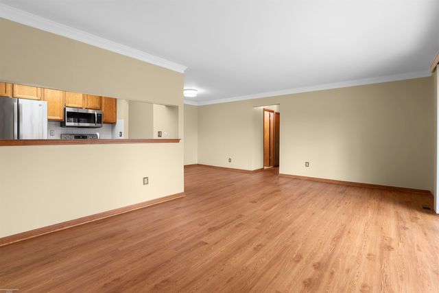 15089 Newberry Court, Shelby, MI 48315