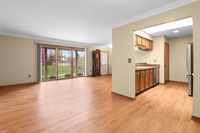 15089 Newberry Court, Shelby, MI 48315