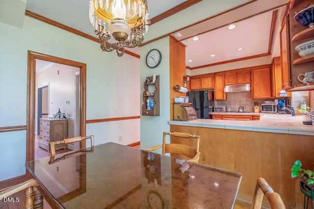 109 Mendel Drive, Chapel Hill, NC 27514