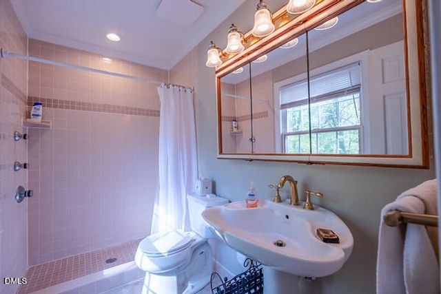 109 Mendel Drive, Chapel Hill, NC 27514