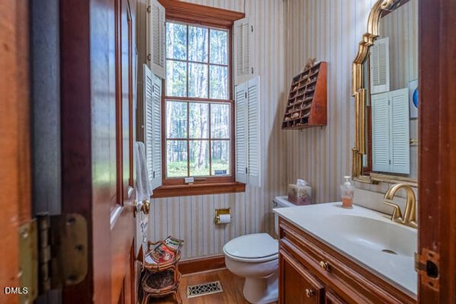 109 Mendel Drive, Chapel Hill, NC 27514