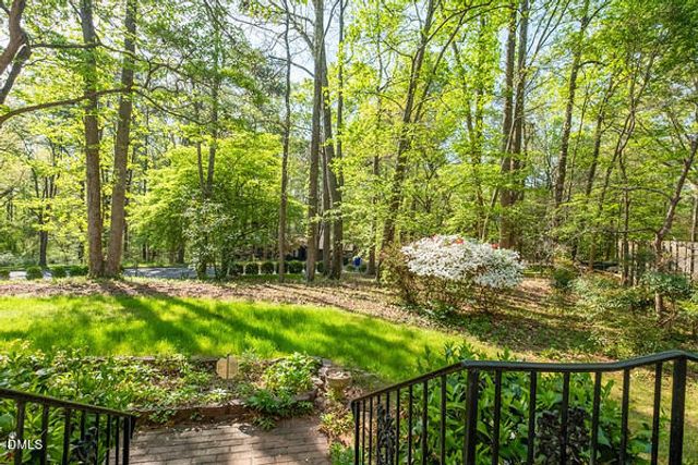 109 Mendel Drive, Chapel Hill, NC 27514