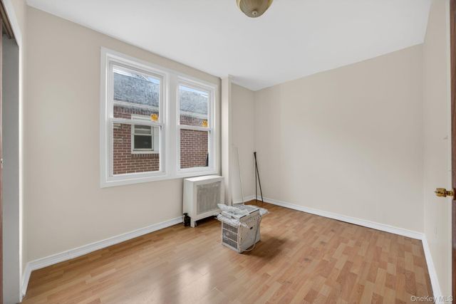 121-44 6th Avenue, College Point, NY 11356